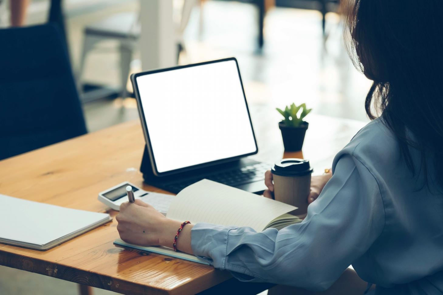 Strategische Planung und saisonale Marktanalyse